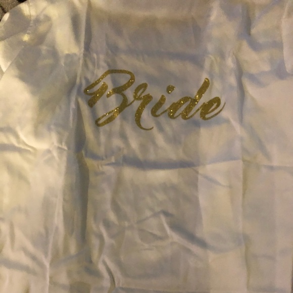 Bride Robe - Picture 1 of 3
